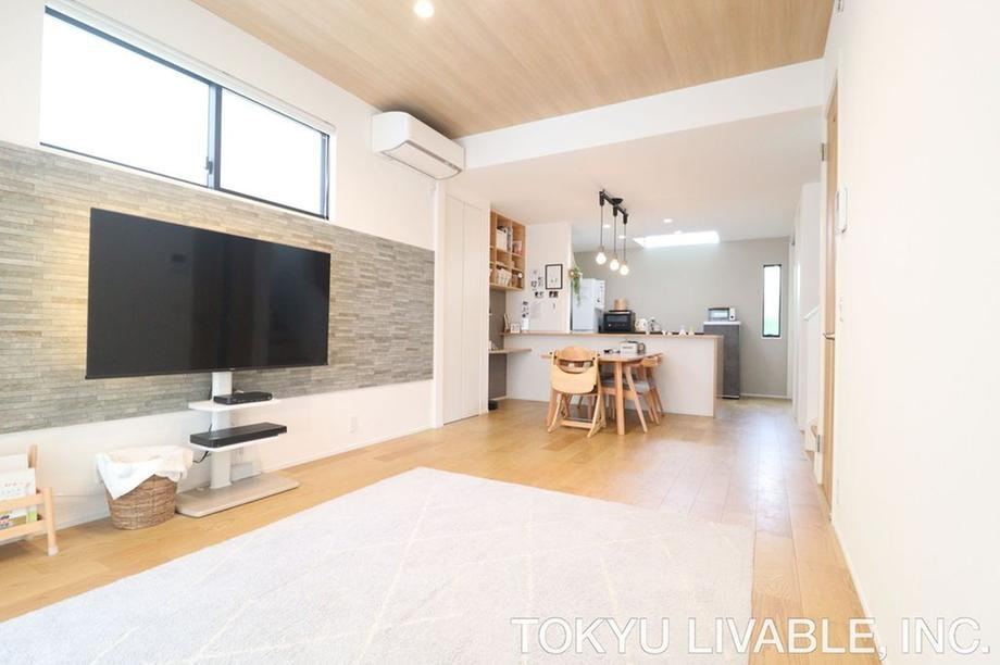 4LDK house in Adachi Ward, Tokyo - Photo 1