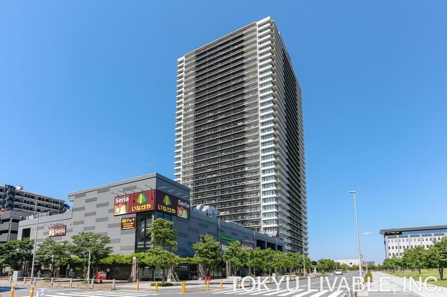 3LDK apartment in Katsushika Ward, Tokyo - Photo 1