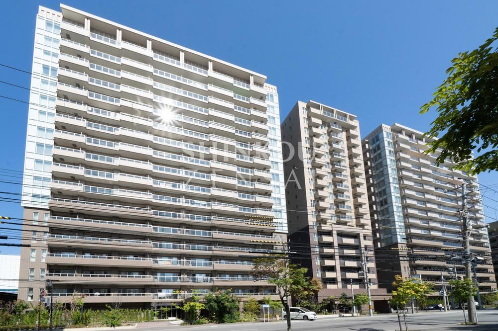 4LDK apartment in Hakodate, Hokkaido - Photo 1