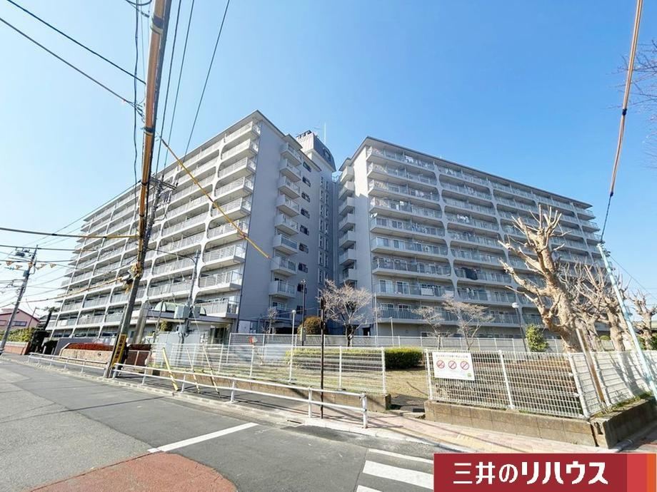 2LDK apartment in Higashimurayama, Tokyo - Photo 1