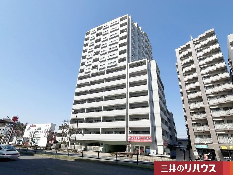 3LDK apartment in Tama, Tokyo - Photo 1