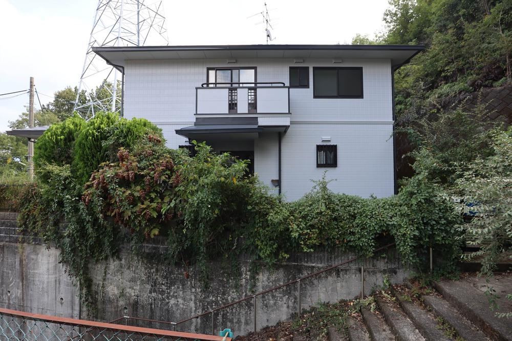4LDK+2S house in Asaminami Ward, Hiroshima - Photo 1