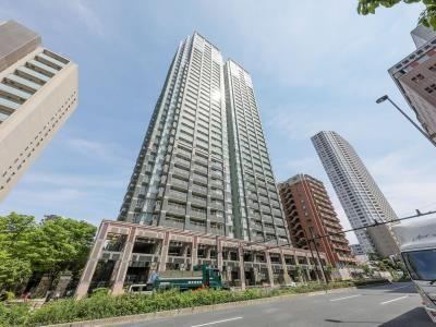 2LDK apartment in Minato Ward, Tokyo - Photo 1