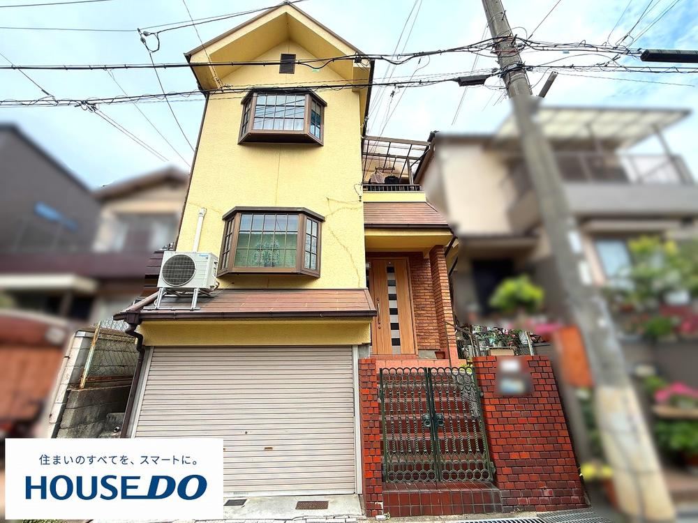 4LDK house in Katano, Osaka - Photo 1