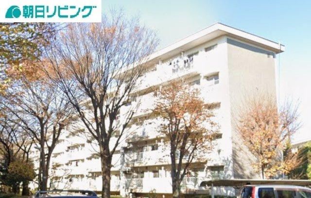 2LDK apartment in Fuchu, Tokyo - Photo 1