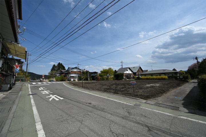 448 m² land in Karuizawa, Kitasaku District, Nagano - Photo 1