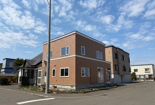 4LDK house in Higashi Ward, Sapporo, Hokkaido - Photo 1
