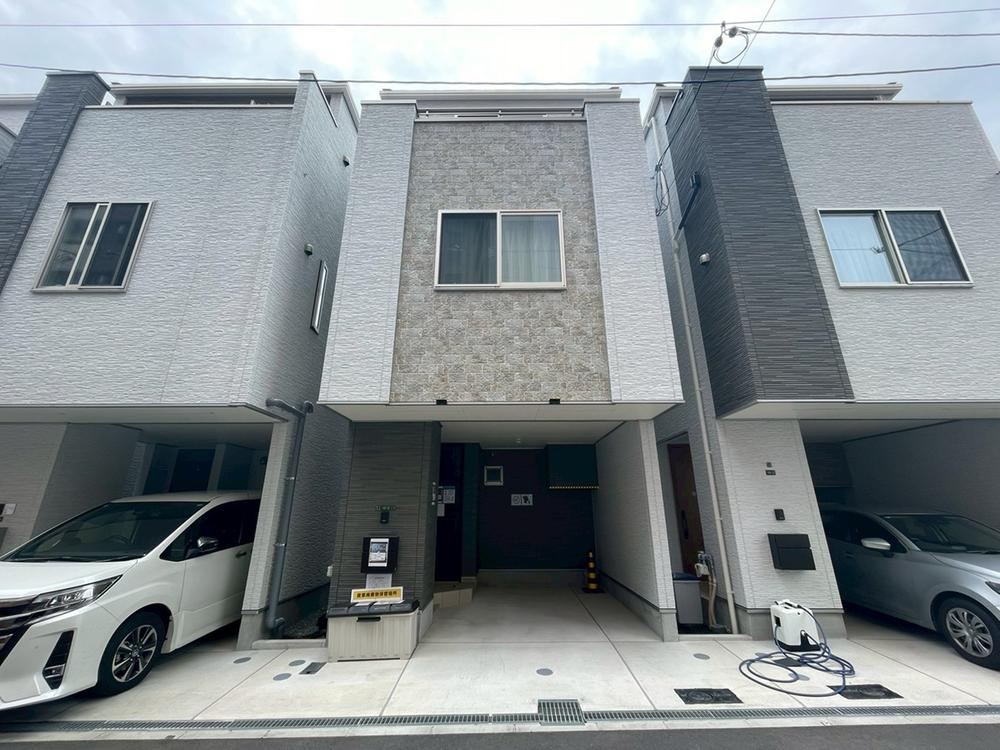 3LDK house in Ino Ward, Osaka - Photo 1