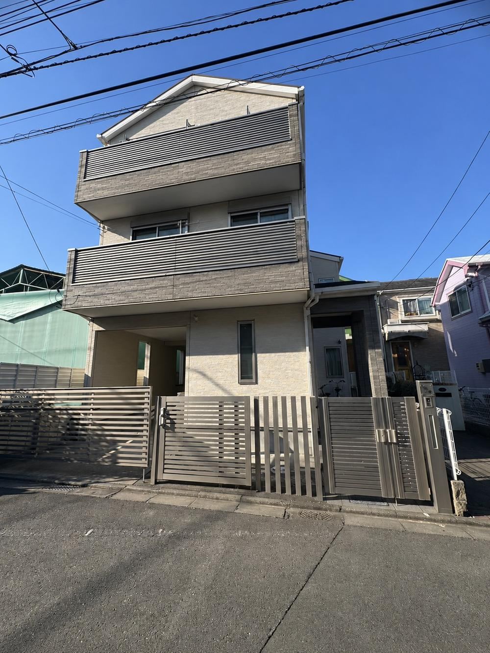 4LDK house in Higashikurume, Tokyo - Photo 1