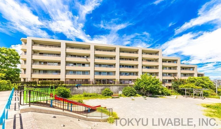 4LDK apartment in Aoba Ward, Yokohama, Kanagawa - Photo 1