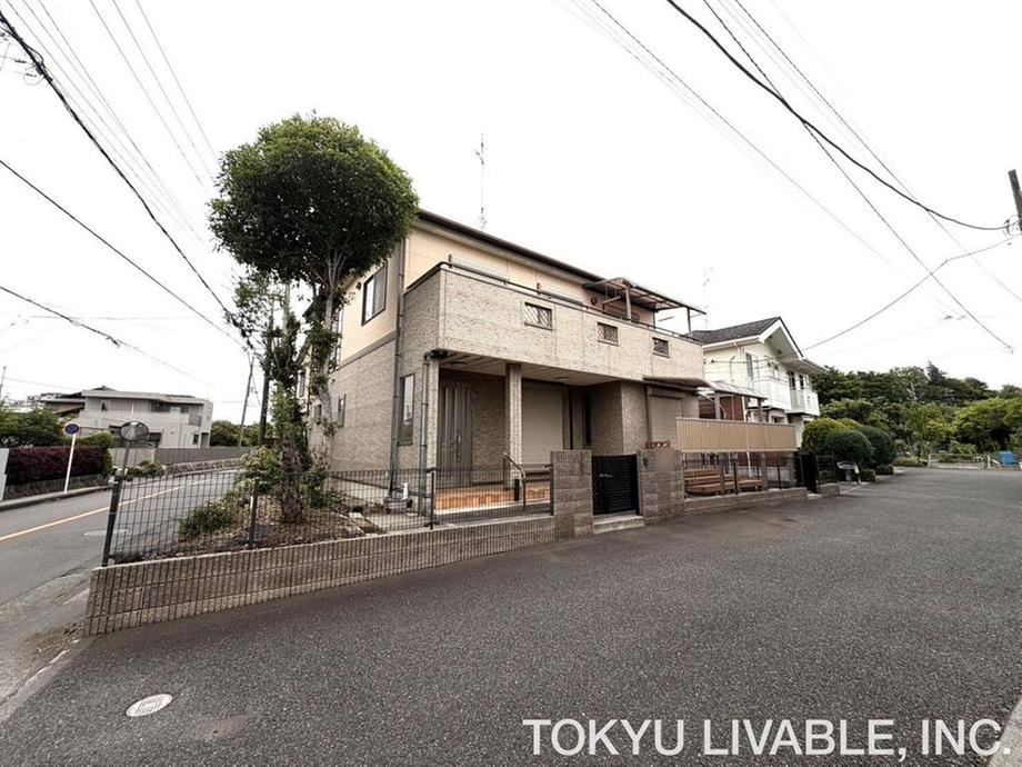 5LDK+S house in Yamato, Kanagawa - Photo 1