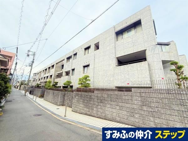 2LDK apartment in Suminoe Ward, Osaka - Photo 1