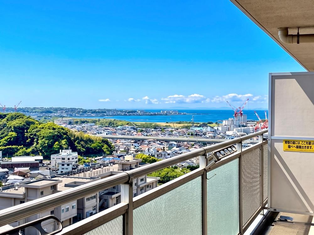 3LDK apartment in Yokosuka, Kanagawa - Photo 1