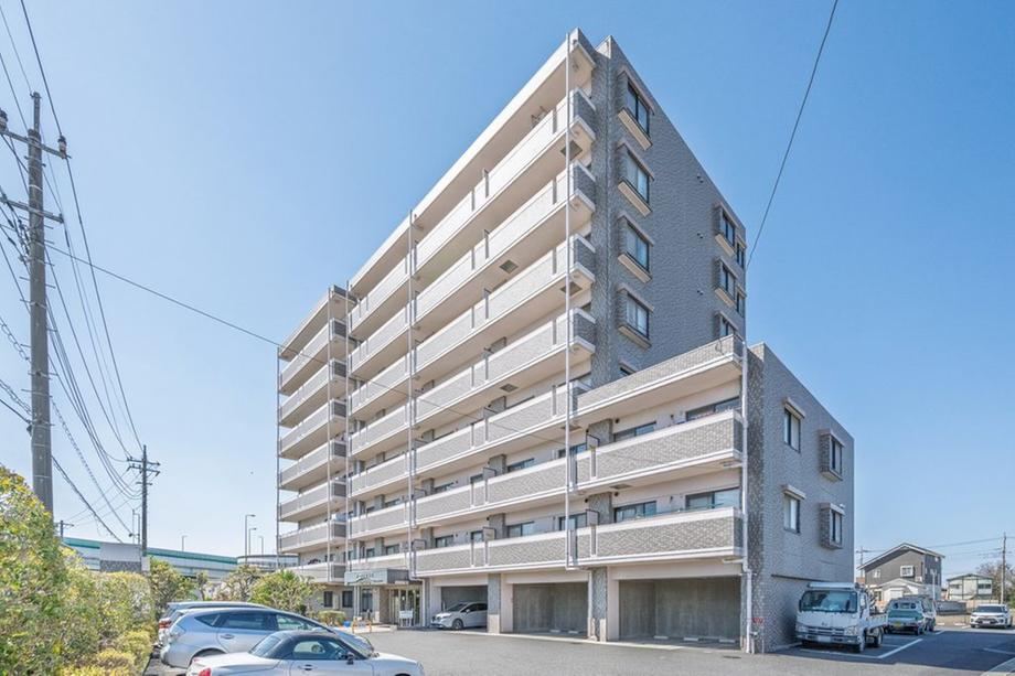 2LDK+S apartment in Nishi Ward, Saitama - Photo 1