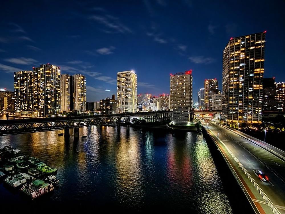 2LDK apartment in Minato Ward, Tokyo - Photo 1