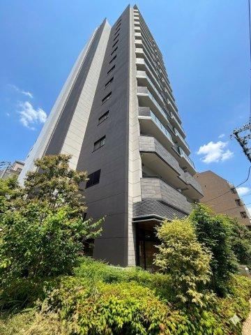 1LDK+S apartment in Chuo Ward, Osaka - Photo 1