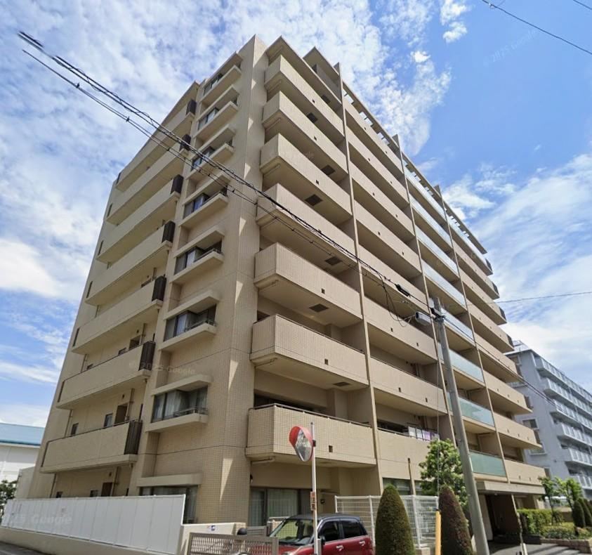 3LDK apartment in Amagasaki, Hyogo - Photo 1