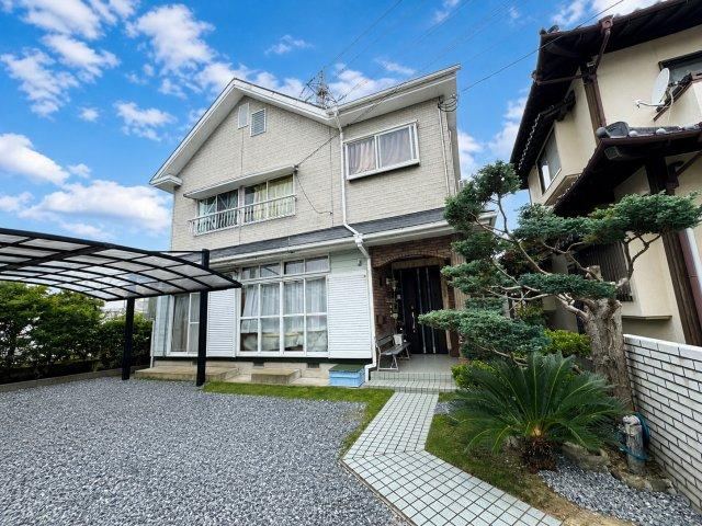 6LDK house in Kasuga, Fukuoka - Photo 1