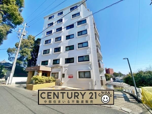 4LDK apartment in Toyoake, Aichi - Photo 1
