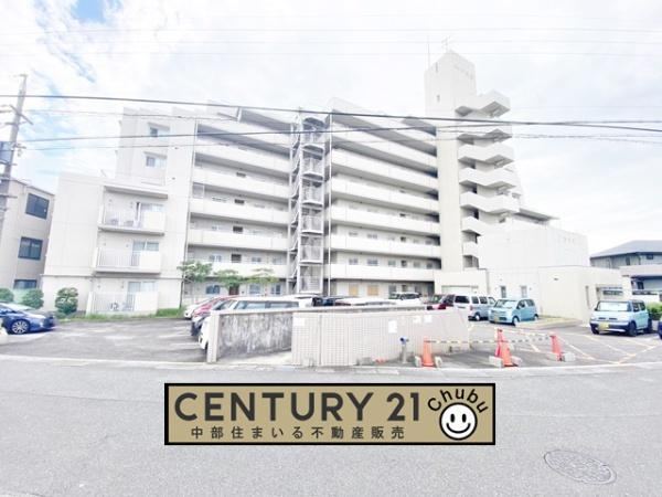 2LDK apartment in Obu, Aichi - Photo 1