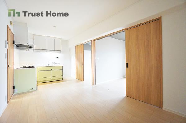 3LDK apartment in Higashinada Ward, Kobe, Hyogo - Photo 1