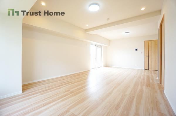 3LDK apartment in Nishinomiya, Hyogo - Photo 1