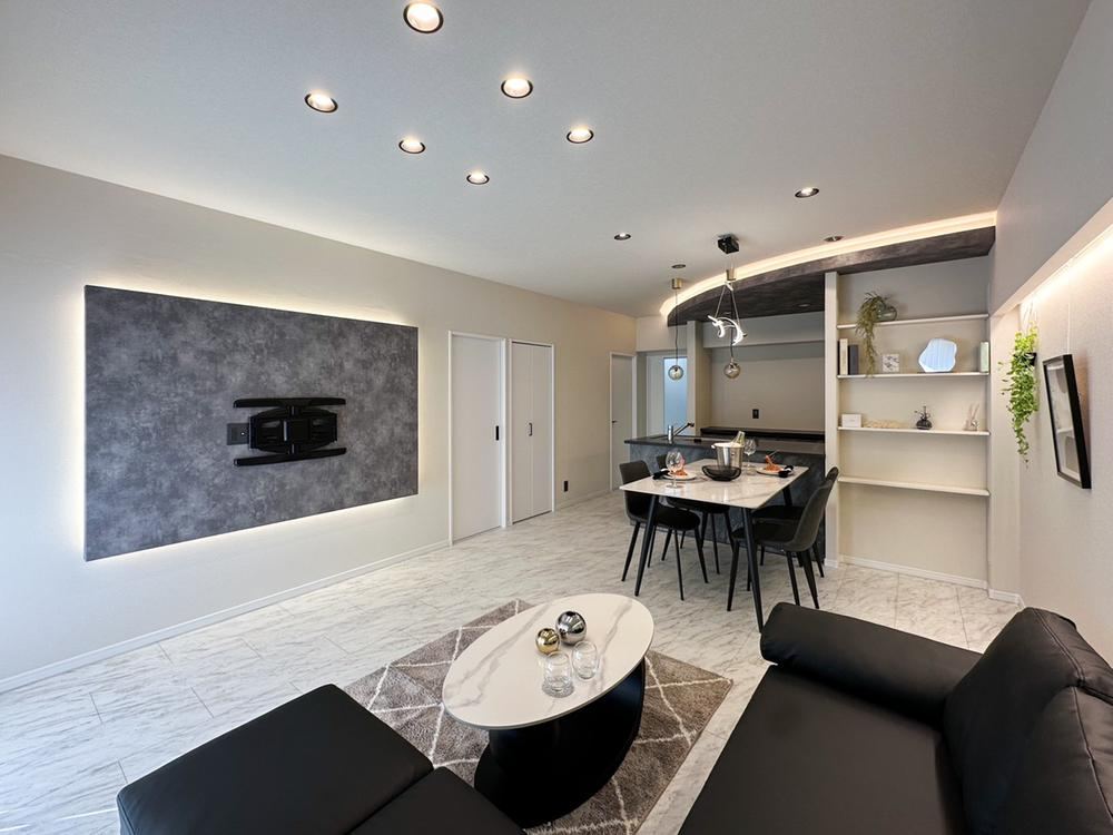 3LDK apartment in Hirakata, Osaka - Photo 1