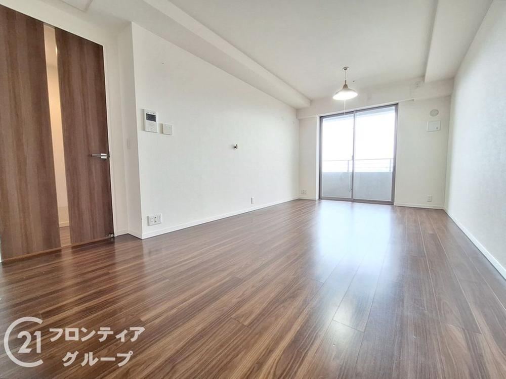 2LDK apartment in Higashinada Ward, Kobe, Hyogo - Photo 1