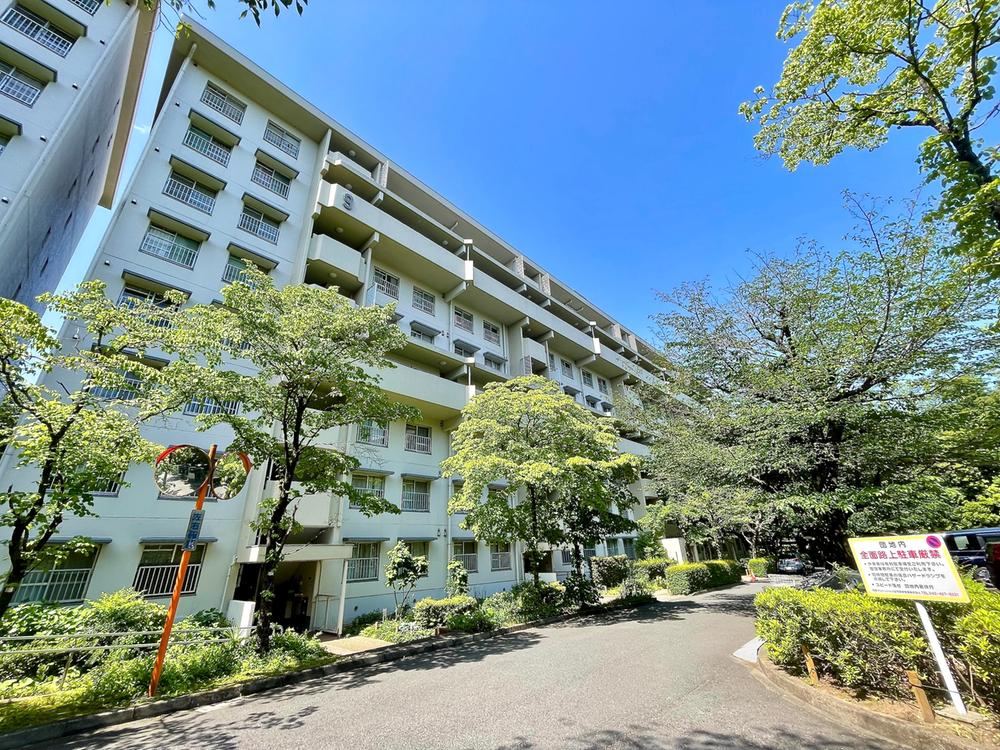 3LDK apartment in Nishitokyo, Tokyo - Photo 1