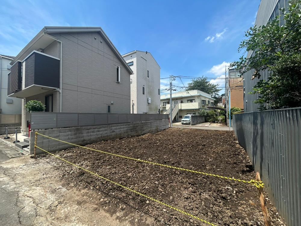 115 m² land in Suginami Ward, Tokyo - Photo 1
