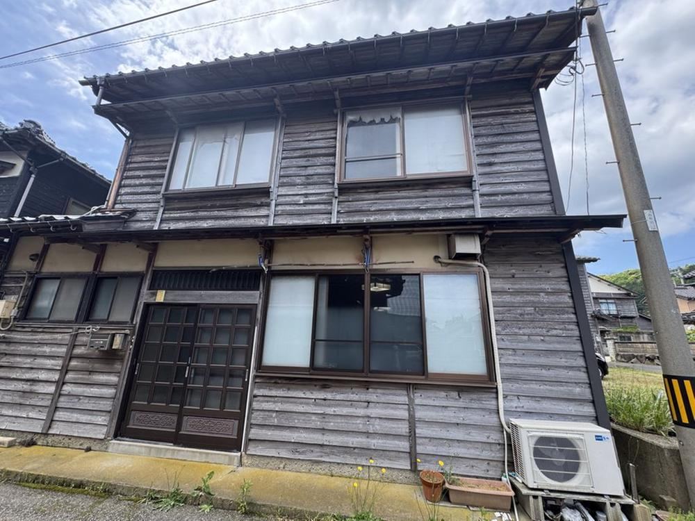 6K house in Toyooka, Hyogo - Photo 1