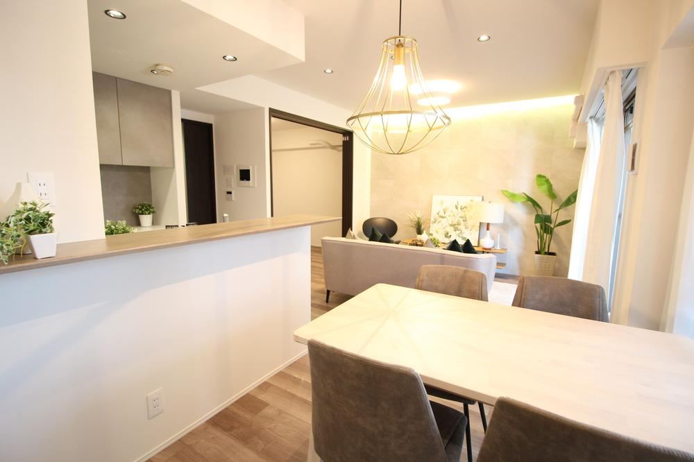 3LDK apartment in Taisho Ward, Osaka - Photo 1