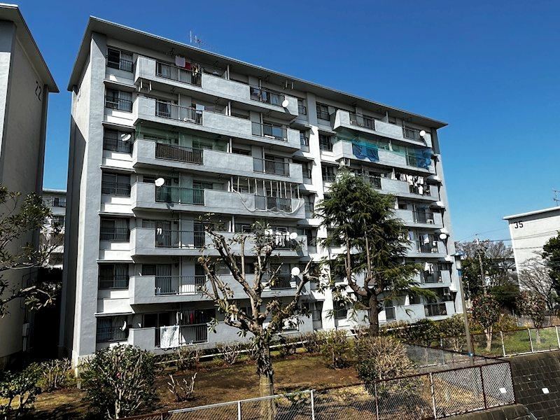 2LDK apartment in Asao Ward, Kawasaki, Kanagawa - Photo 1