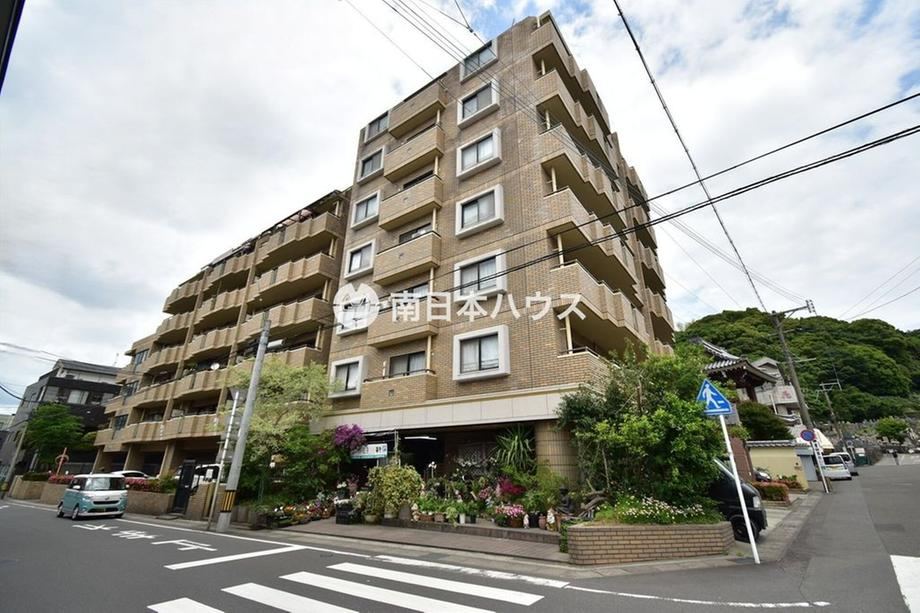 4LDK apartment in Kagoshima, Kagoshima - Photo 1