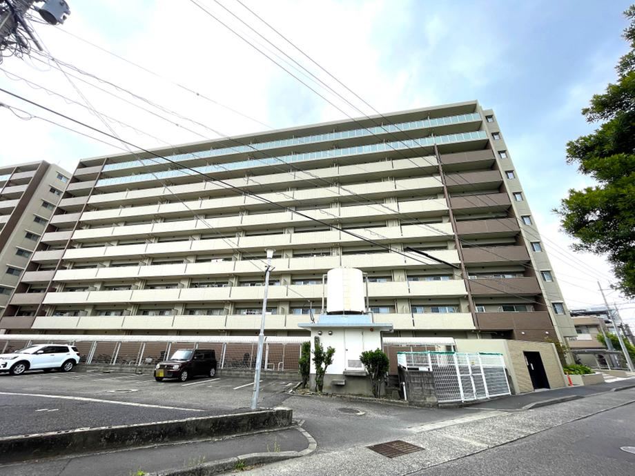 2LDK apartment in Kagoshima, Kagoshima - Photo 1