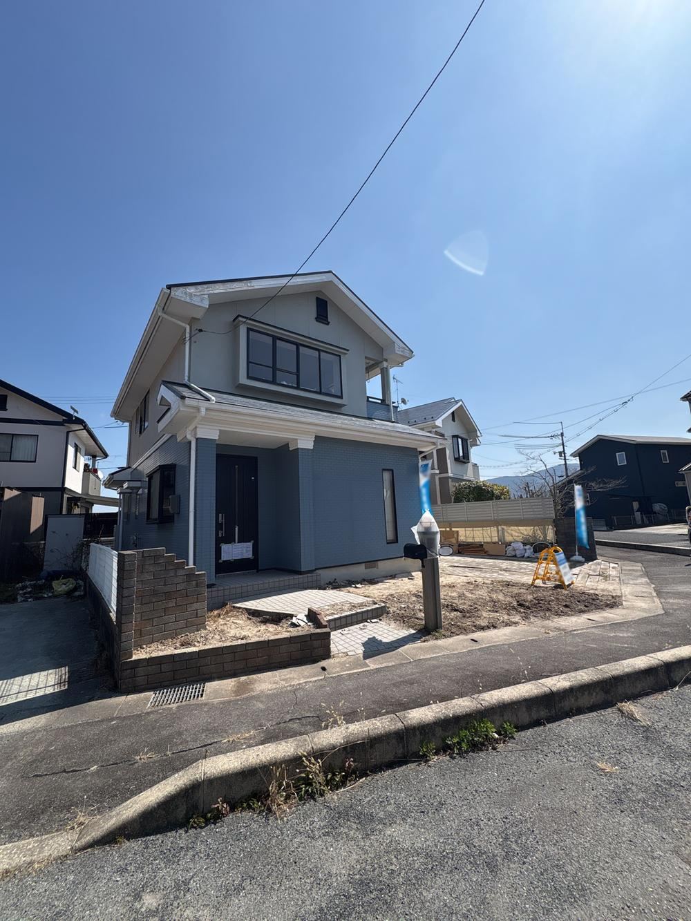 4LDK house in Higashihiroshima, Hiroshima - Photo 1