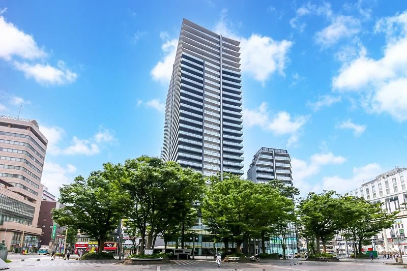 2LDK apartment in Chuo Ward, Chiba - Photo 1