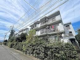 3LDK apartment in Fussa, Tokyo - Photo 1