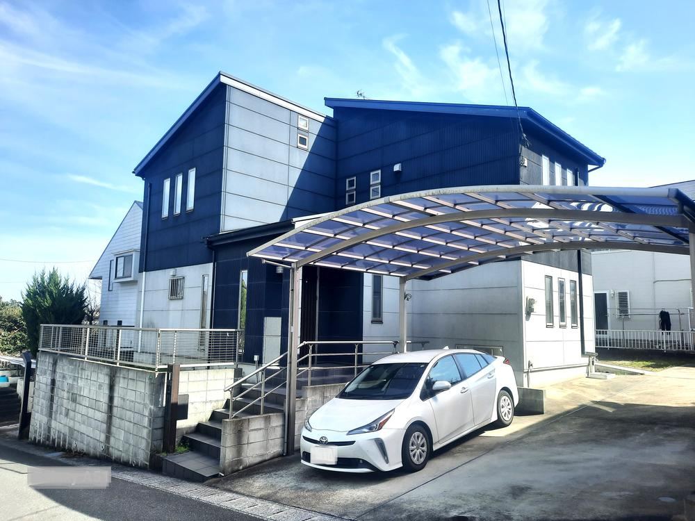 4LDK house in Nakagawa, Fukuoka - Photo 1