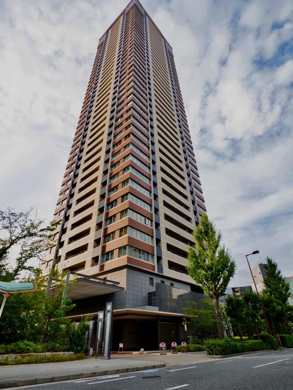 2LDK apartment in Kita Ward, Osaka - Photo 1