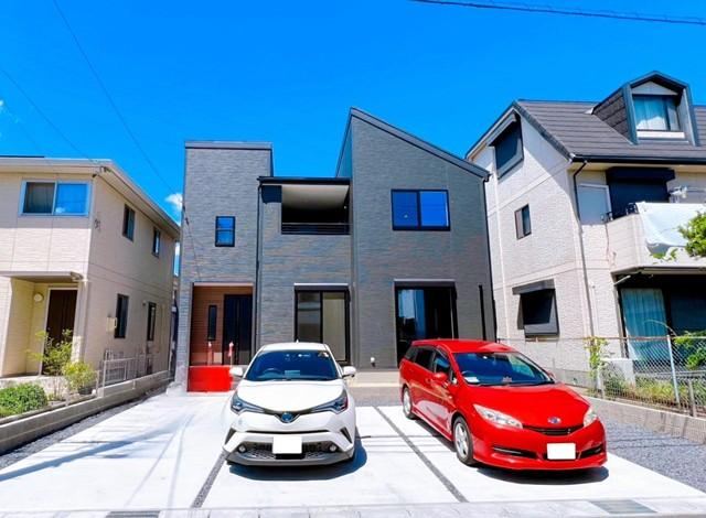 4LDK house in Tsushima, Aichi - Photo 1