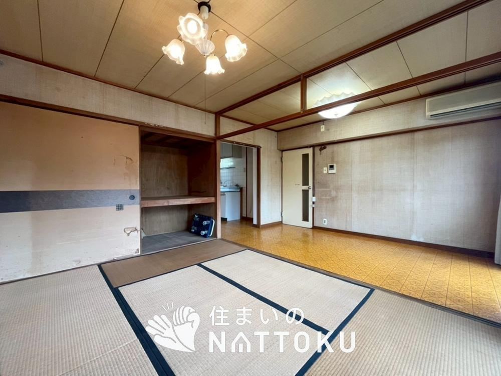 3DK apartment in Hirakata, Osaka - Photo 1