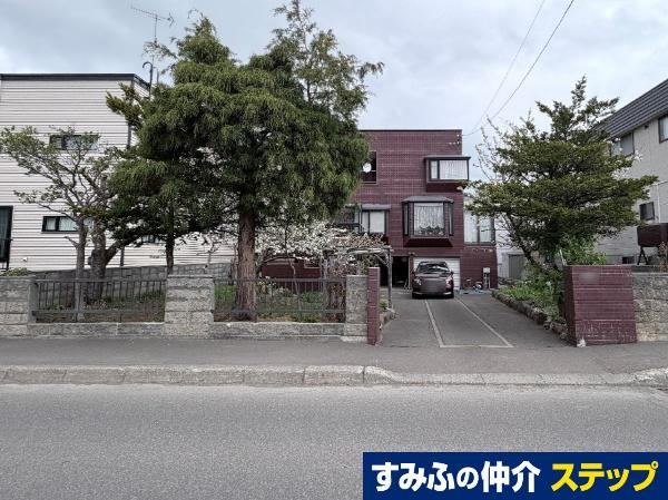 5LDK house in Nishi Ward, Sapporo, Hokkaido - Photo 1