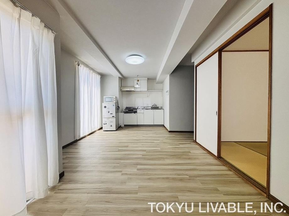 1LDK apartment in Kita Ward, Osaka - Photo 1