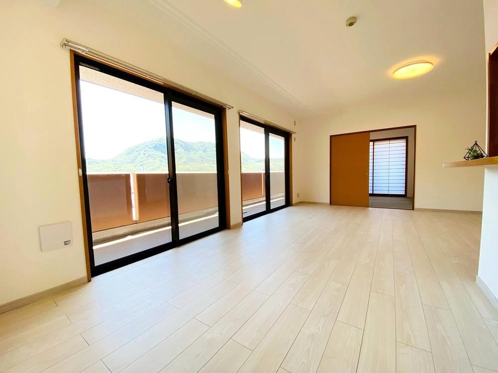 3LDK apartment in Kure, Hiroshima - Photo 1
