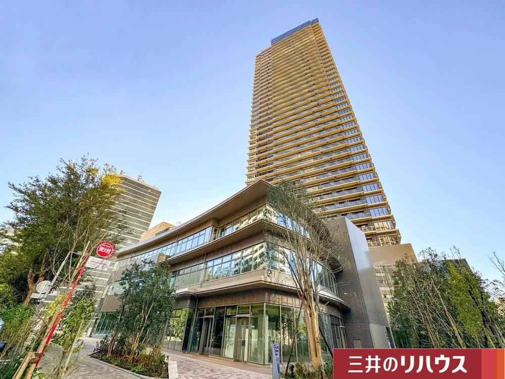1LDK apartment in Shinjuku Ward, Tokyo - Photo 1