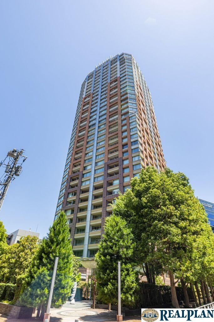 2LDK apartment in Shibuya Ward, Tokyo - Photo 1
