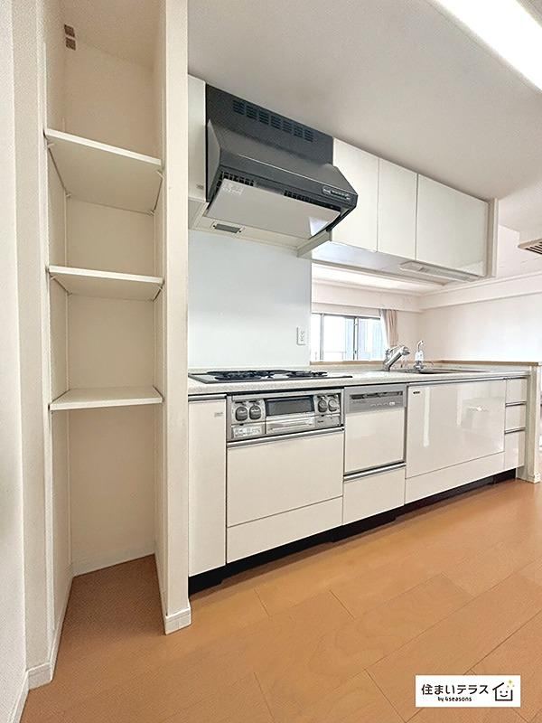 3LDK+S apartment in Kurashiki, Okayama - Photo 1