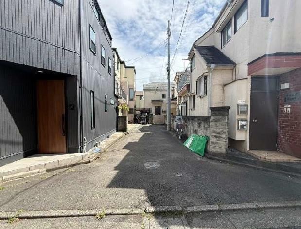 3DK house in Suginami Ward, Tokyo - Photo 1