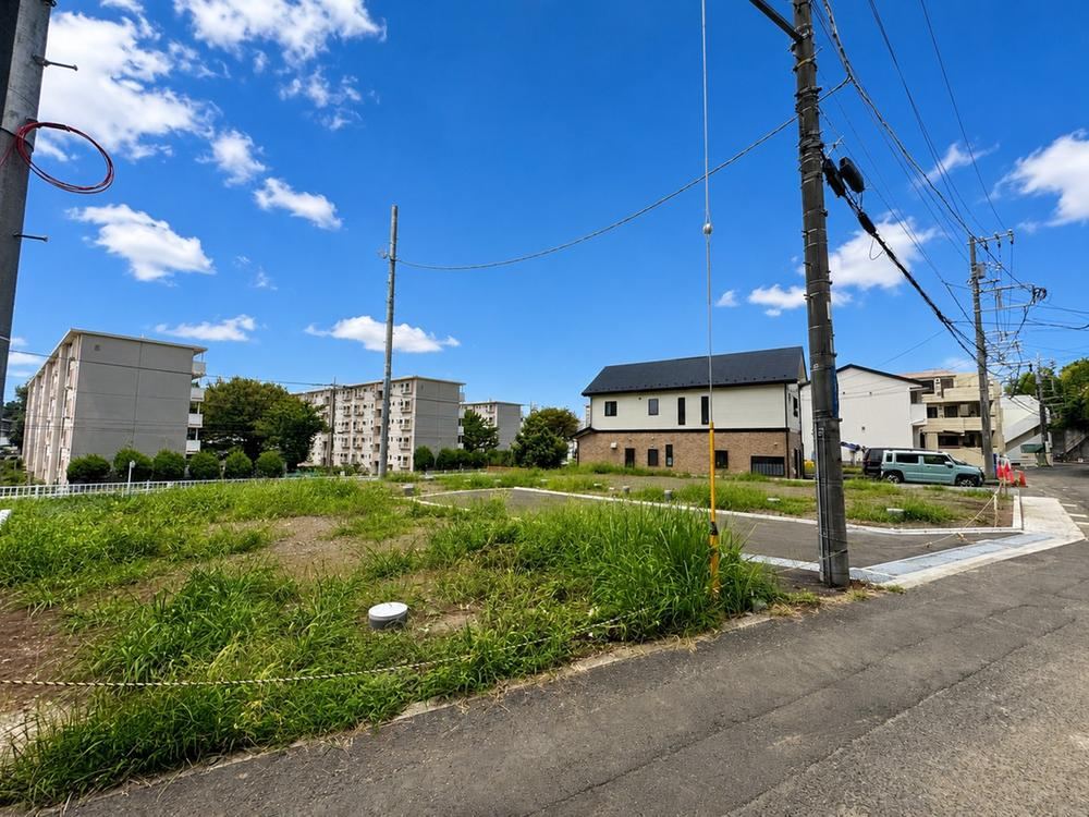 100 m² land in Ayase, Kanagawa - Photo 1